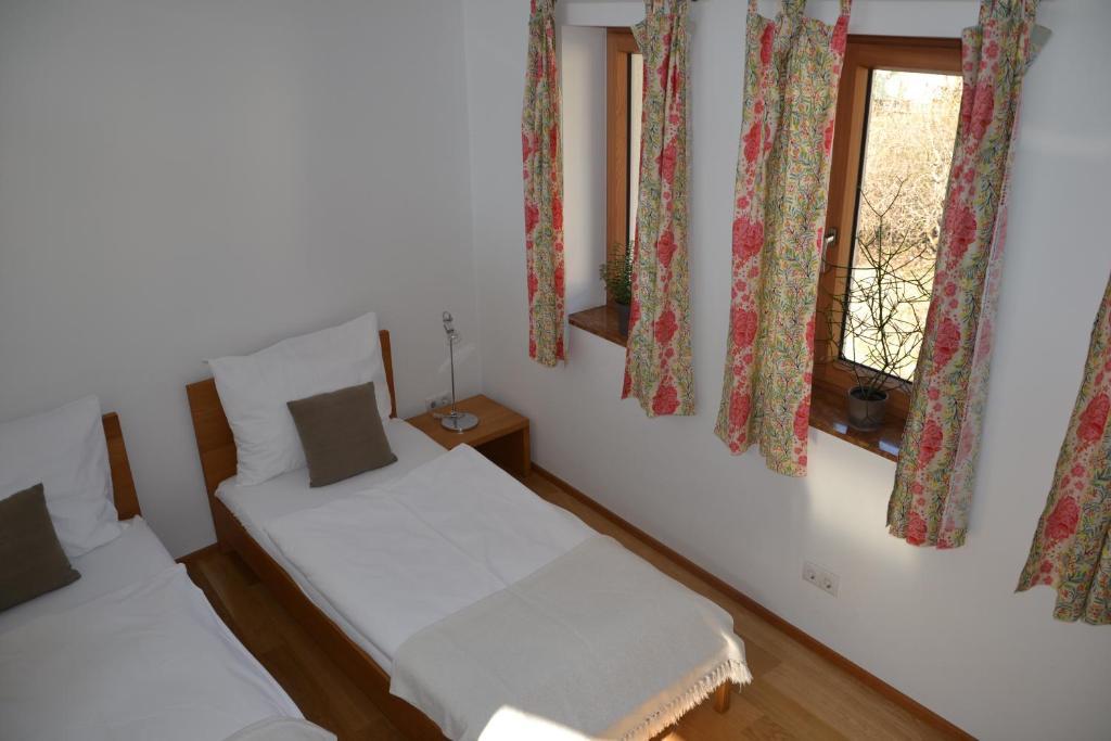Wein + Bett Wiedeck Stetten Номер фото
